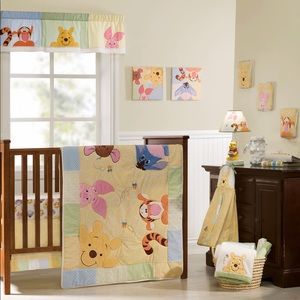 ✨NEW✨Disney Winnie the Pooh nursery bedding set